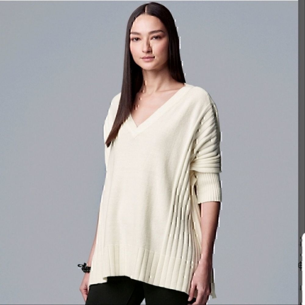 🛑 2 / $40 Sale! SIMPLY VERA-VERA WANG oversized sweater NWT